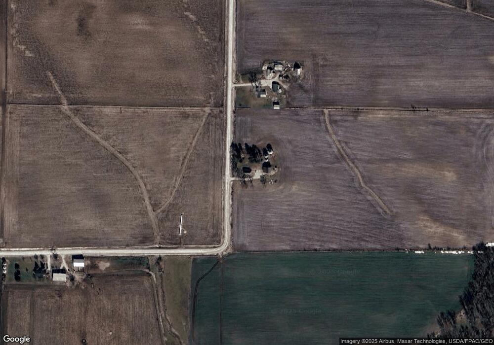 4172 Grubbs Creek Rd, Center Point, IA 52213 - photo 1