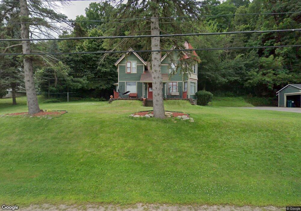 167 W Lake Blvd, Winona, MN 55987 - photo 1