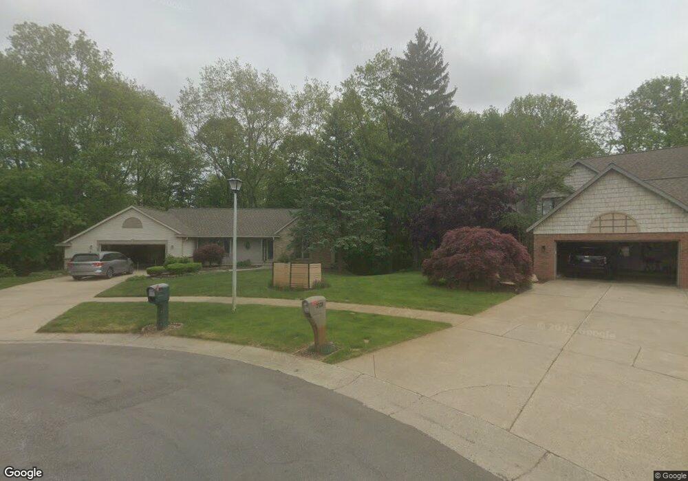 2137 Ridgebluff Ct SW, Byron Center, MI 49315 - photo 1