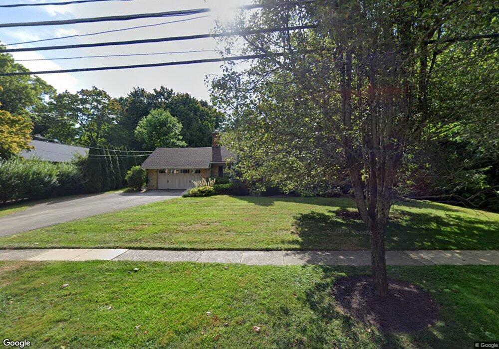 1232 Wendover Rd, Bryn Mawr, PA 19010 - photo 1