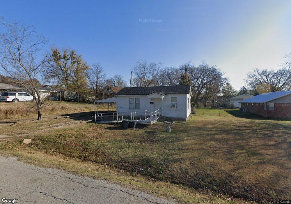 406 N 13th St, Henryetta, OK 74437 - photo 1