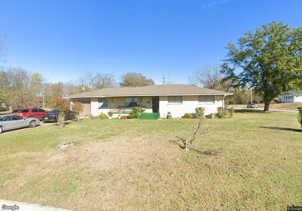 1025 E Cherokee Ave, McAlester, OK 74501 - photo 1