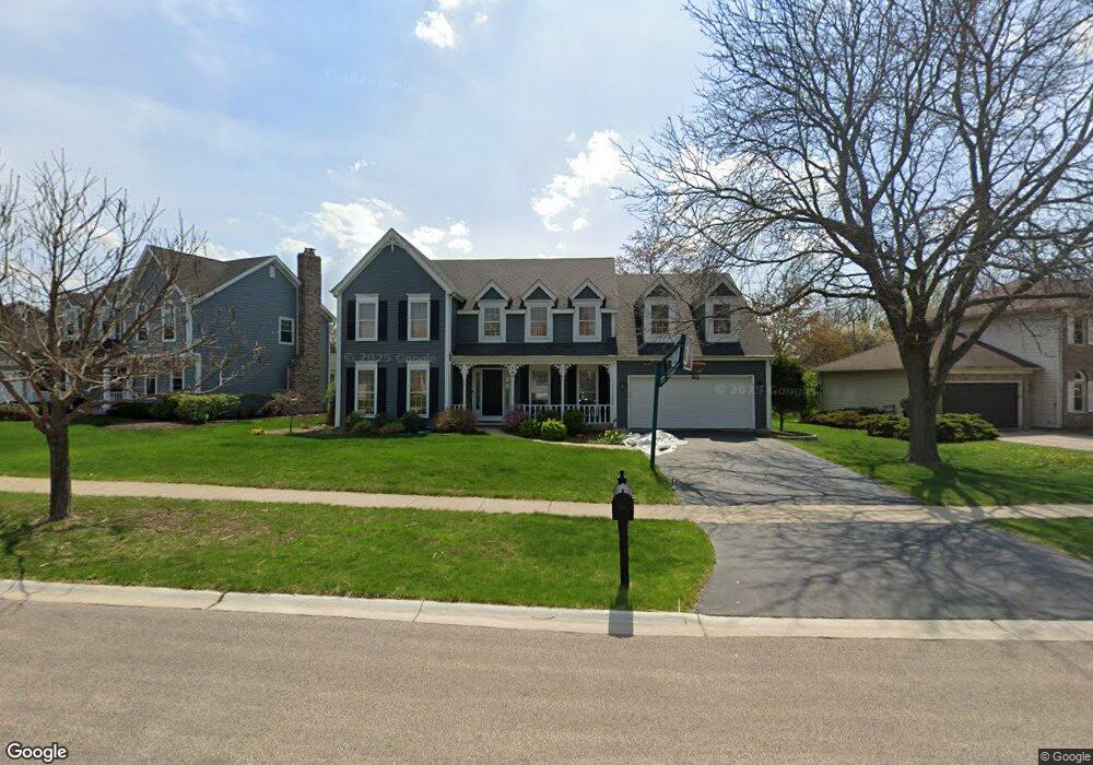 540 Bluegrass Dr, Wheaton, IL 60189 - photo 1
