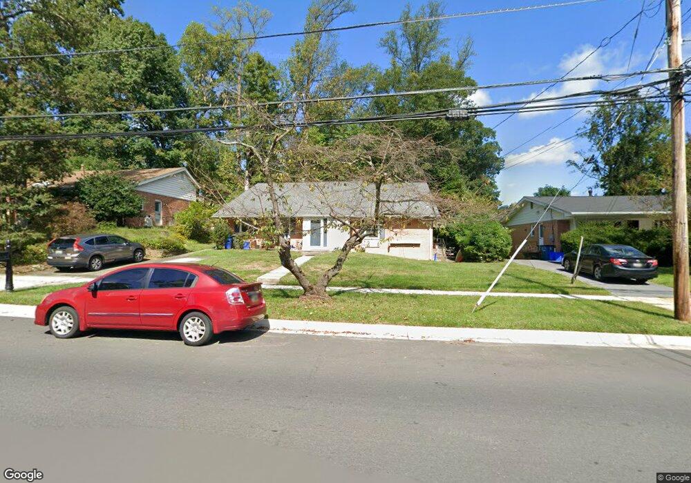 1805 Briggs Rd, Silver Spring, MD 20906 - photo 1