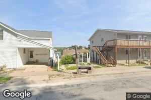 100 N 2nd St, Lansing, IA 52151