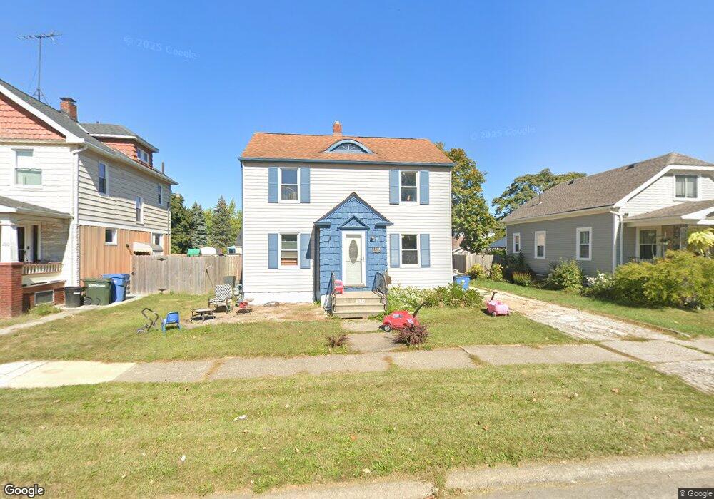 2317 E 32nd St, Lorain, OH 44055 - photo 1