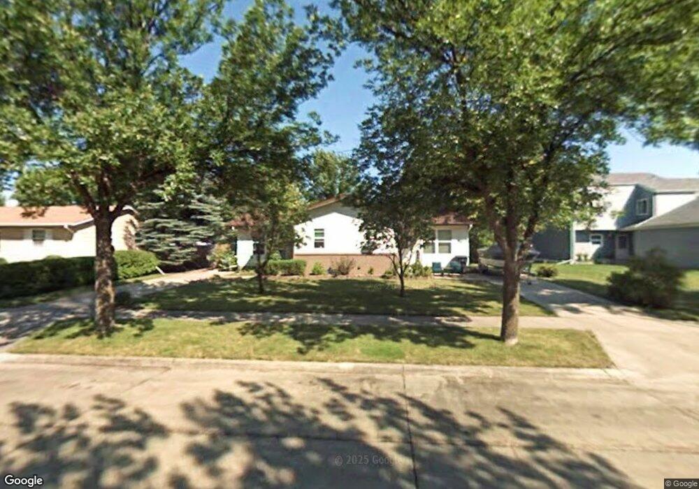 2245 Springbrook Ct, Grand Forks, ND 58201 - photo 1