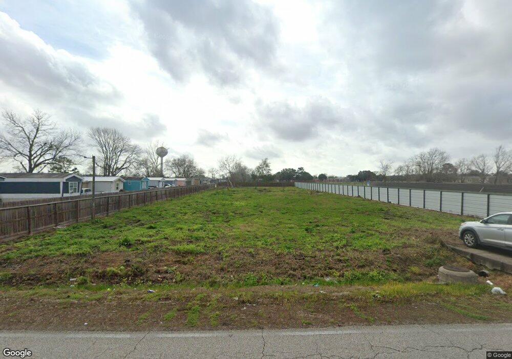 513 Verhalen Rd, Alvin, TX 77511 - photo 1
