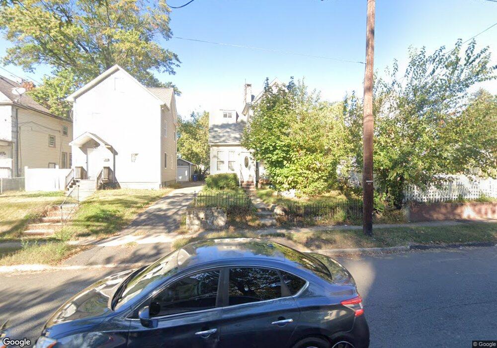 315 Clinton Ave, Plainfield, NJ 07063 - photo 1