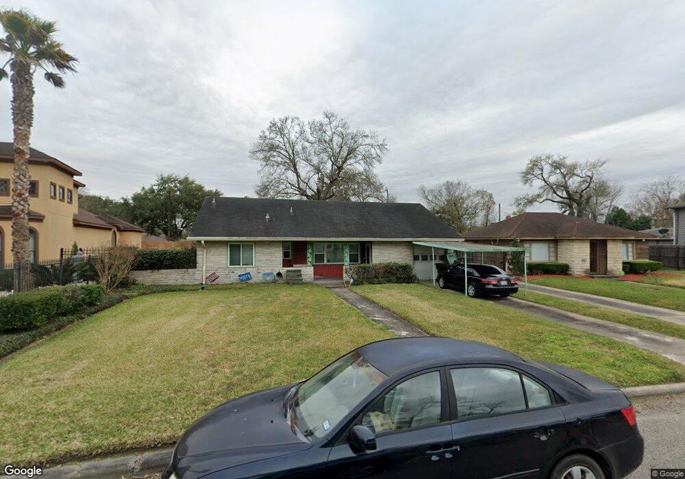 3826 Southmore Blvd, Houston, TX 77004 - photo 1