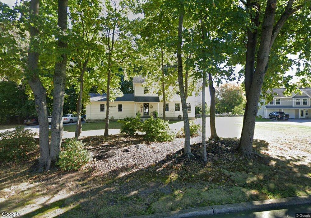 28 Monroe St, Waterford, CT 06385 - photo 1