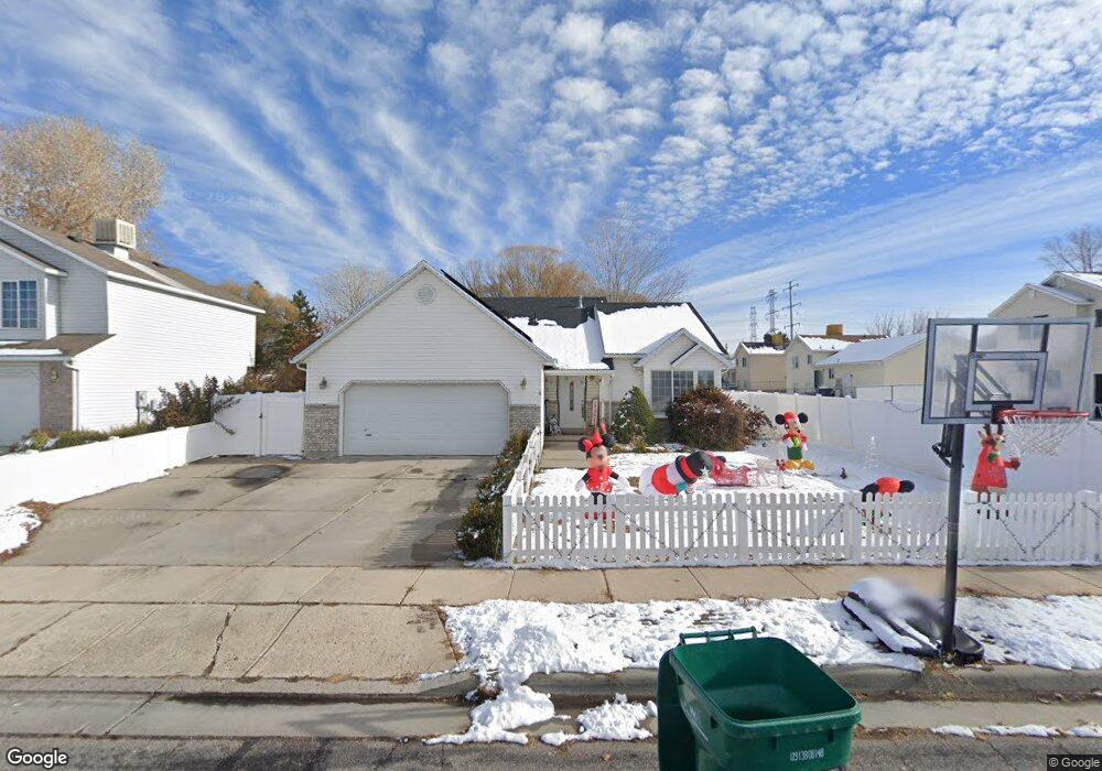 4784 S 3350 W unit 16, Roy, UT 84067 - photo 1