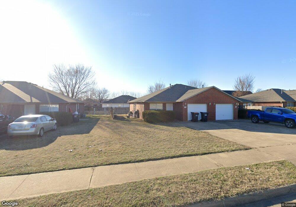 2756 Carondolet St unit A & B, Springdale, AR 72764 - photo 1