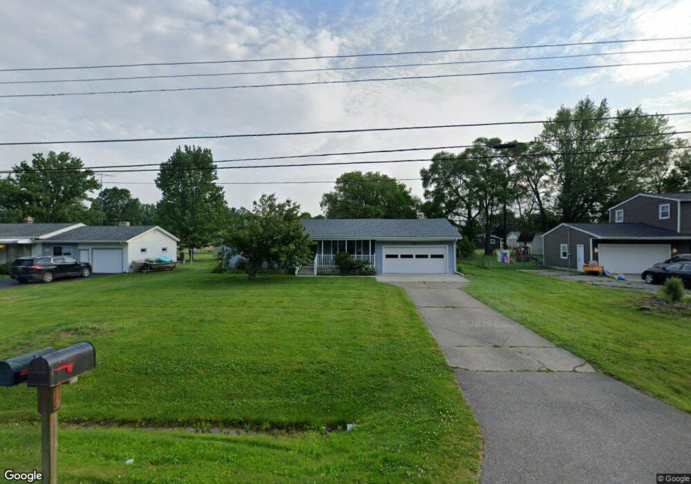 5453 Shamrock Ln, Flint, MI 48506 - photo 1