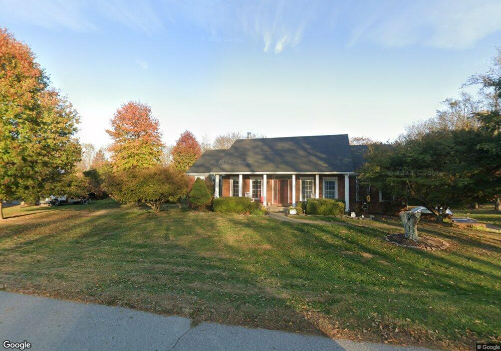 105 Mahan Ct, Frankfort, KY 40601 - photo 1