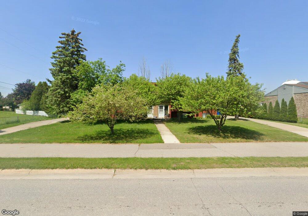 415 E Clark St, Davison, MI 48423 - photo 1