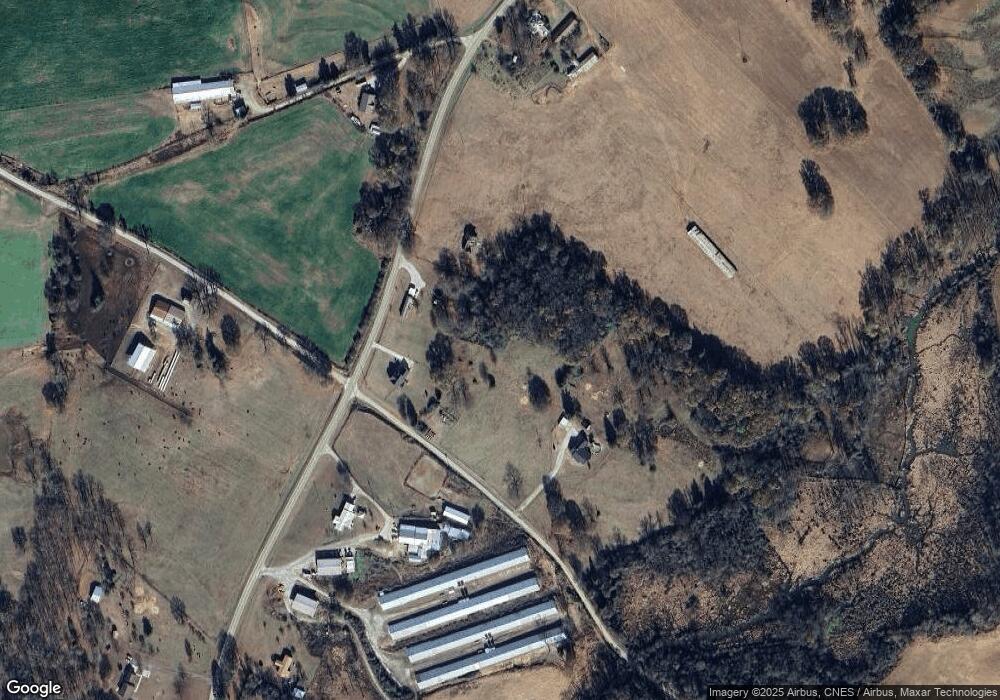 3304 Old Stagecoach Rd, Carnesville, GA 30521 - photo 1