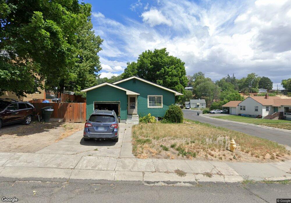 700 NW 8th St, Pendleton, OR 97801 - photo 1