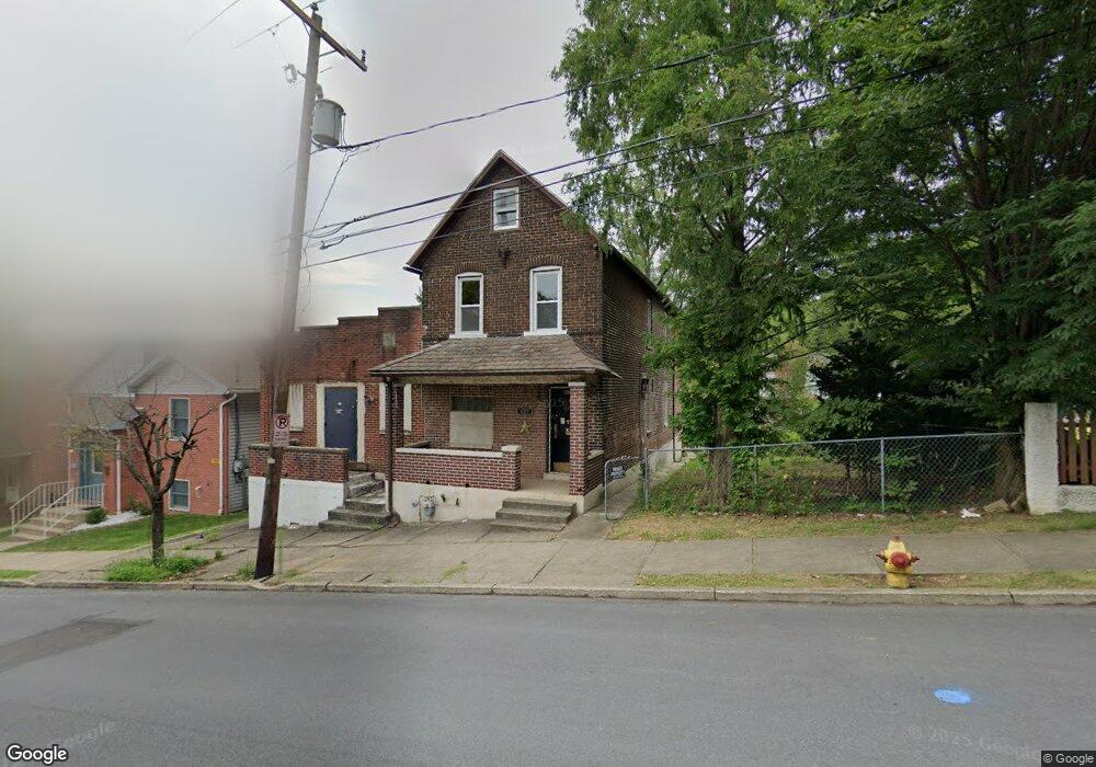 817 Lynn Ave, Bethlehem, PA 18015 - photo 1