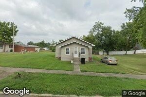 209 S Pine St, Zeigler, IL 62999