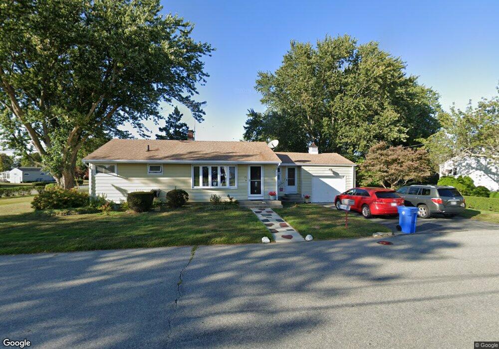 23 Marshall Ln, Middletown, RI 02842 - photo 1