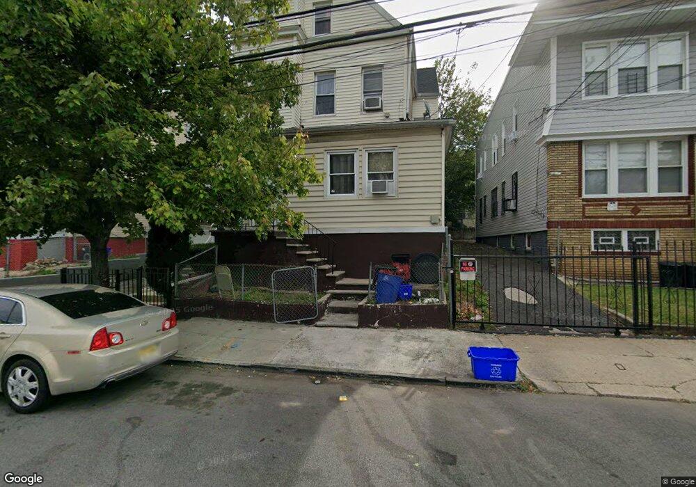 744 S 20th St unit 1, Newark, NJ 07103 - photo 1