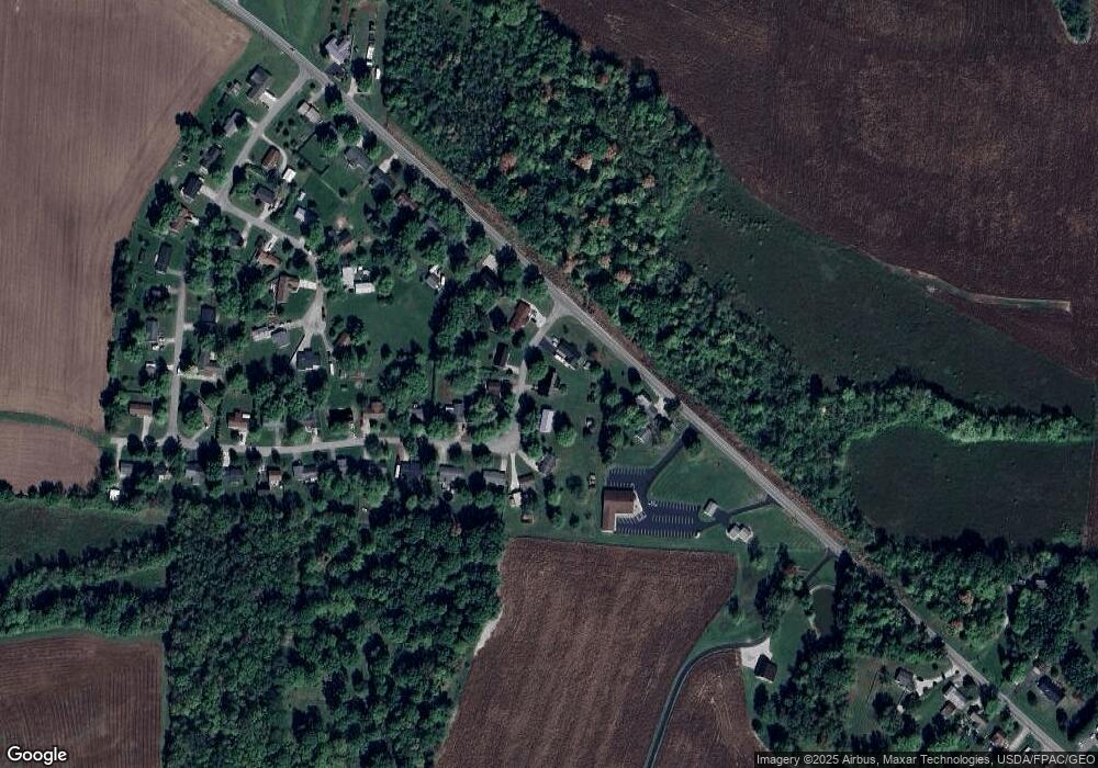 6557 Putnam Dr, Circleville, OH 43113 - photo 1