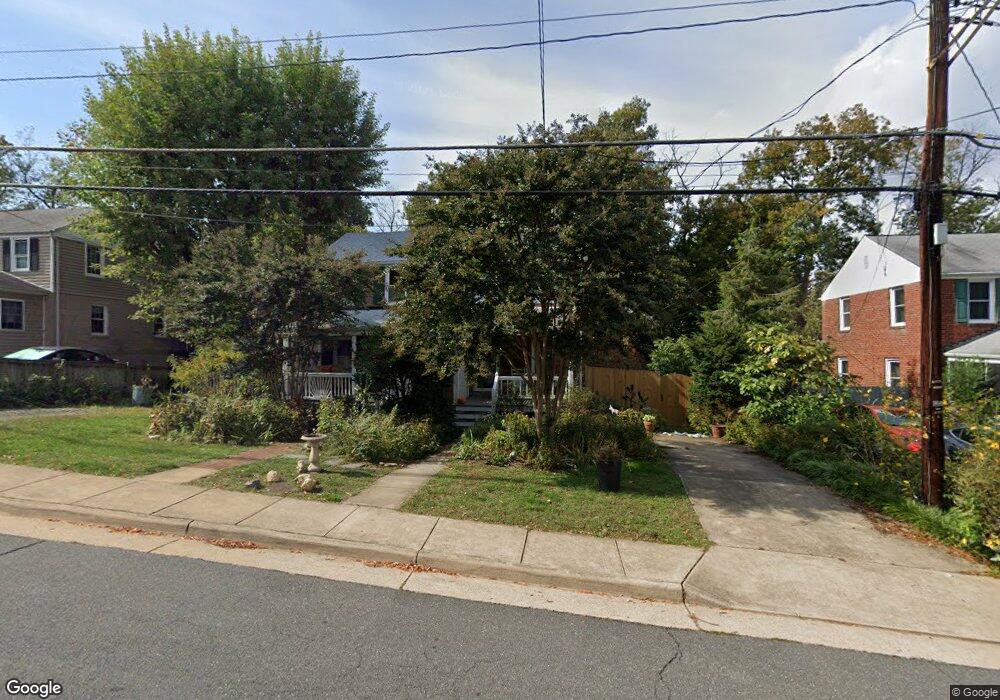 5840 Edgehill Dr, Alexandria, VA 22303 - photo 1