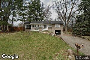 5032 Holiday Rd, Minnetonka, MN 55345