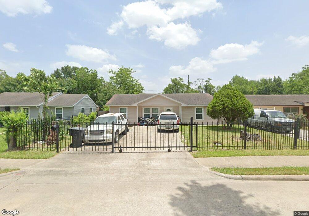 3935 Daphne St, Houston, TX 77021 - photo 1