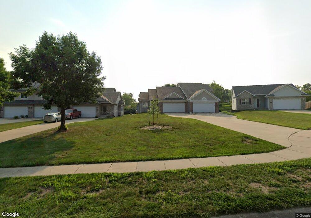 4118 Lark Ct NE, Cedar Rapids, IA 52402 - photo 1