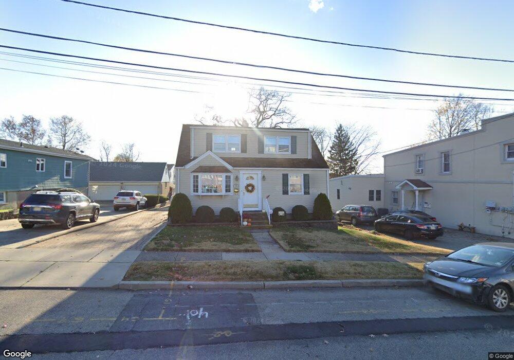 732 3rd Ave, Lyndhurst, NJ 07071 - photo 1