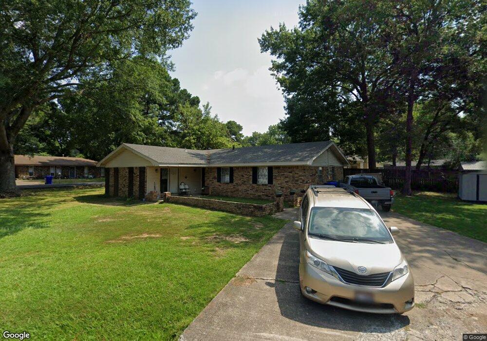 2 Honeysuckle Ln, Conway, AR 72034 - photo 1