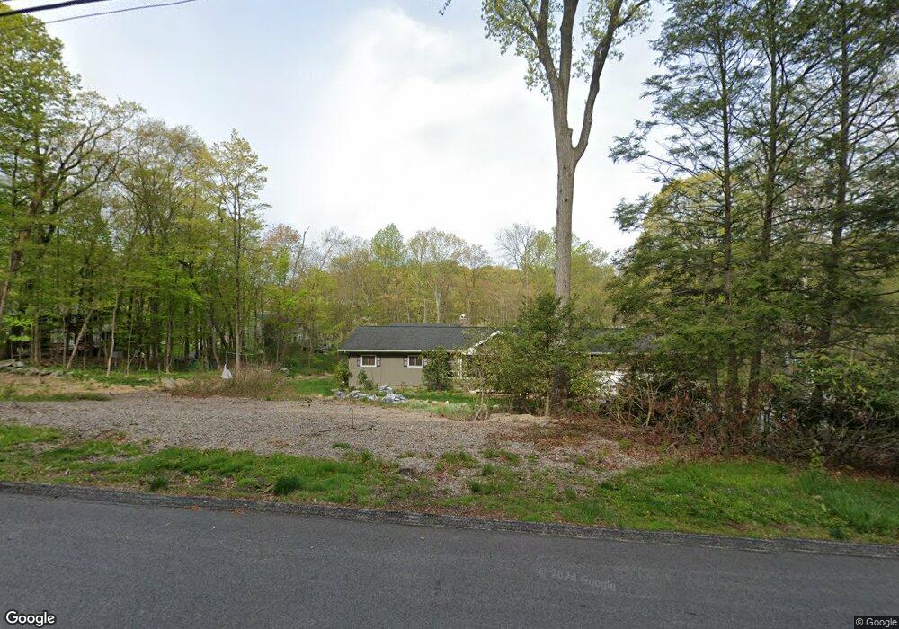 2187 van Cortlandt Cir, Yorktown Heights, NY 10598 - photo 1