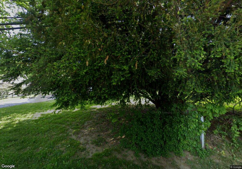 621 Sugartown Rd, Malvern, PA 19355 - photo 1