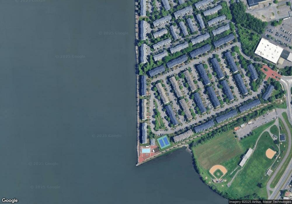 142 Cottonwood St, Jersey City, NJ 07305 - photo 1