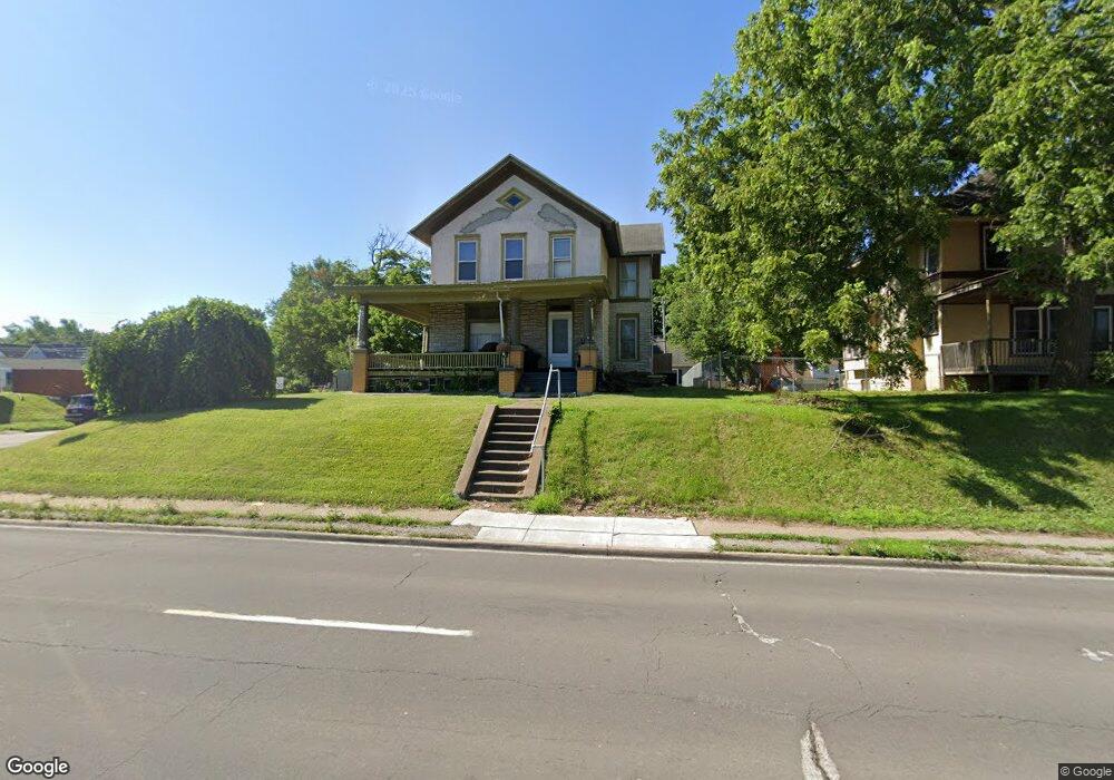 901 W Locust St, Davenport, IA 52804 - photo 1