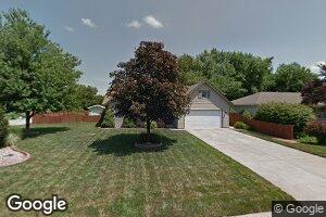 320 Autumn Dr Unit 1, Dawson, IL 62520