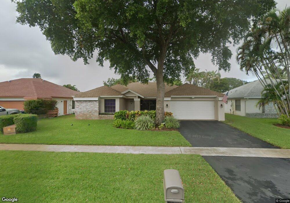 18300 181st Cir S, Boca Raton, FL 33498 - photo 1