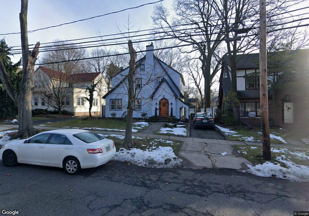 196 W Hudson Ave, Englewood, NJ 07631 - photo 1