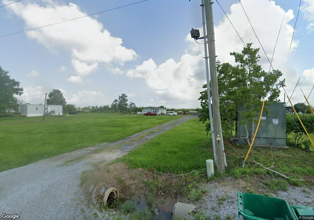 610 Parish Line Rd, Lake Charles, LA 70607 - photo 1