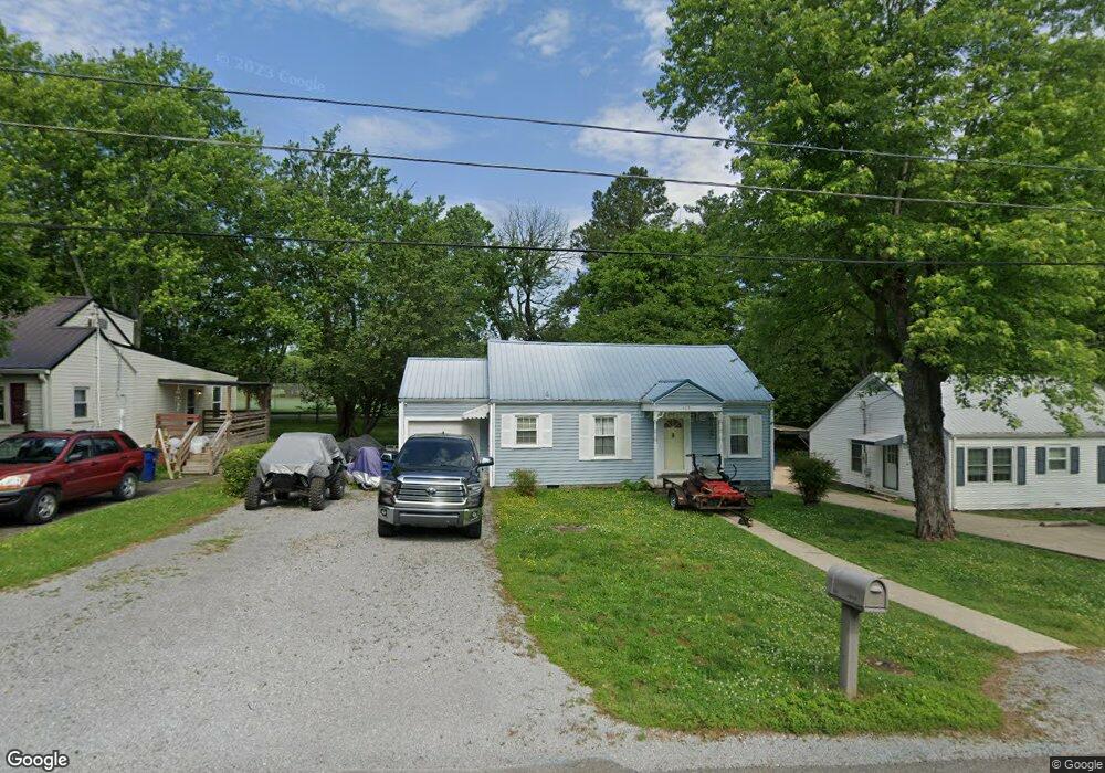 123 Carlisle Ave, Shelbyville, TN 37160 - photo 1