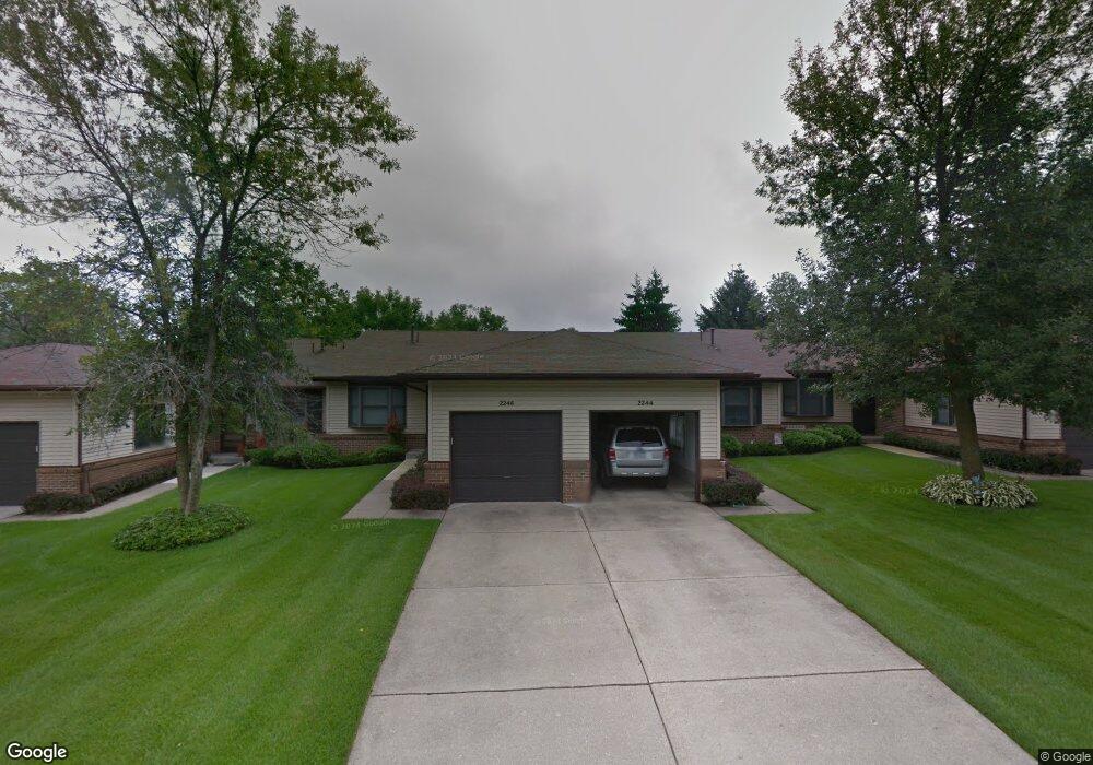 2142 Remington Way NE, Grand Rapids, MI 49505 - photo 1