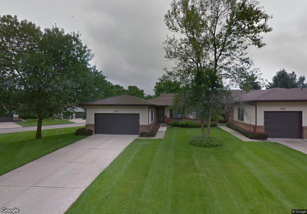 2248 Mapleton St NE unit 111, Grand Rapids, MI 49505 - photo 1