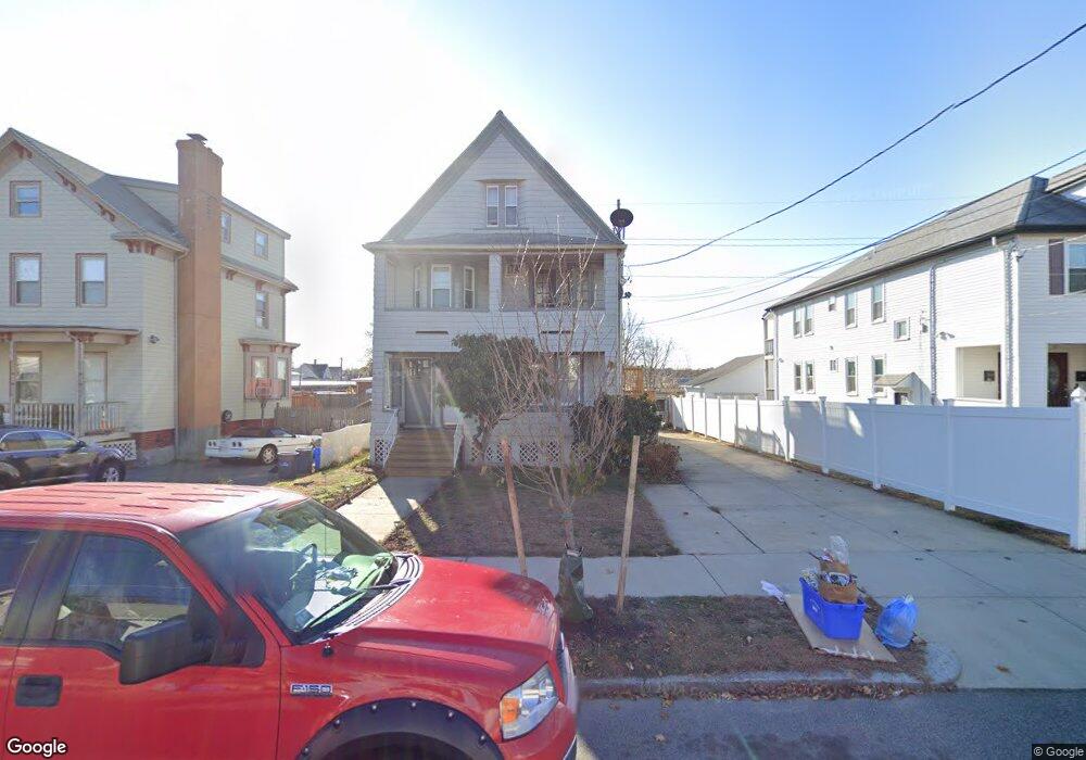 33 Waite St, Malden, MA 02148 - photo 1