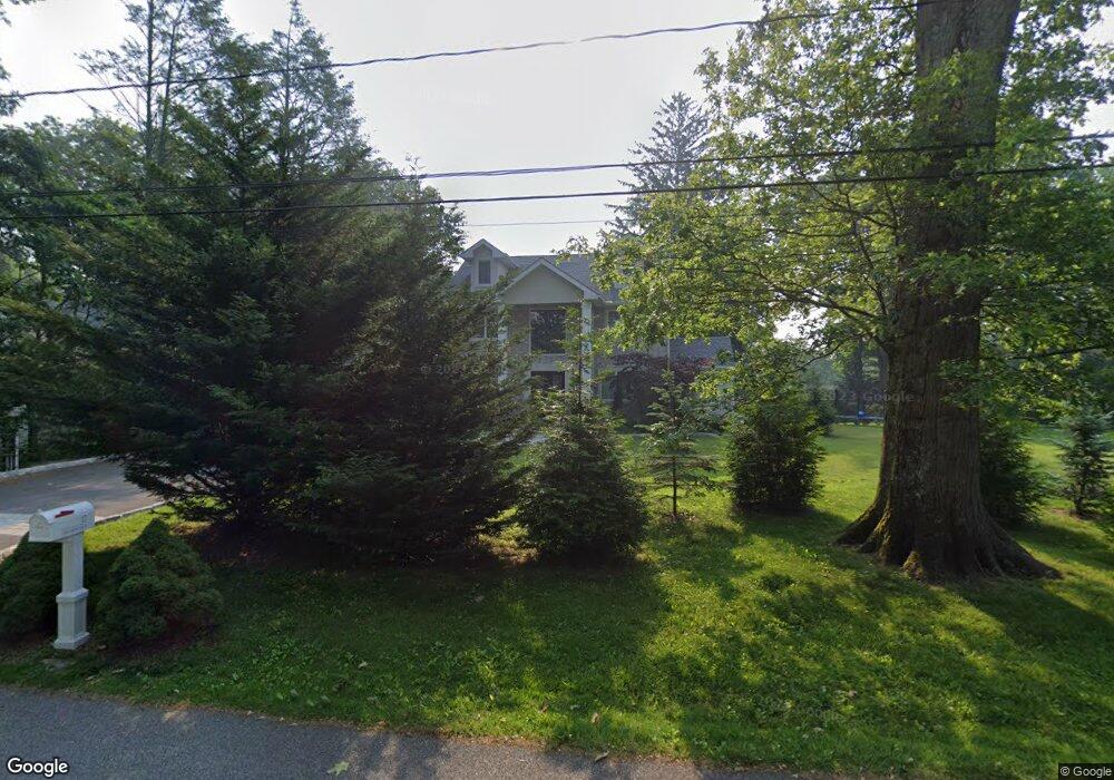 17 Algonquin Dr, Chappaqua, NY 10514 - photo 1