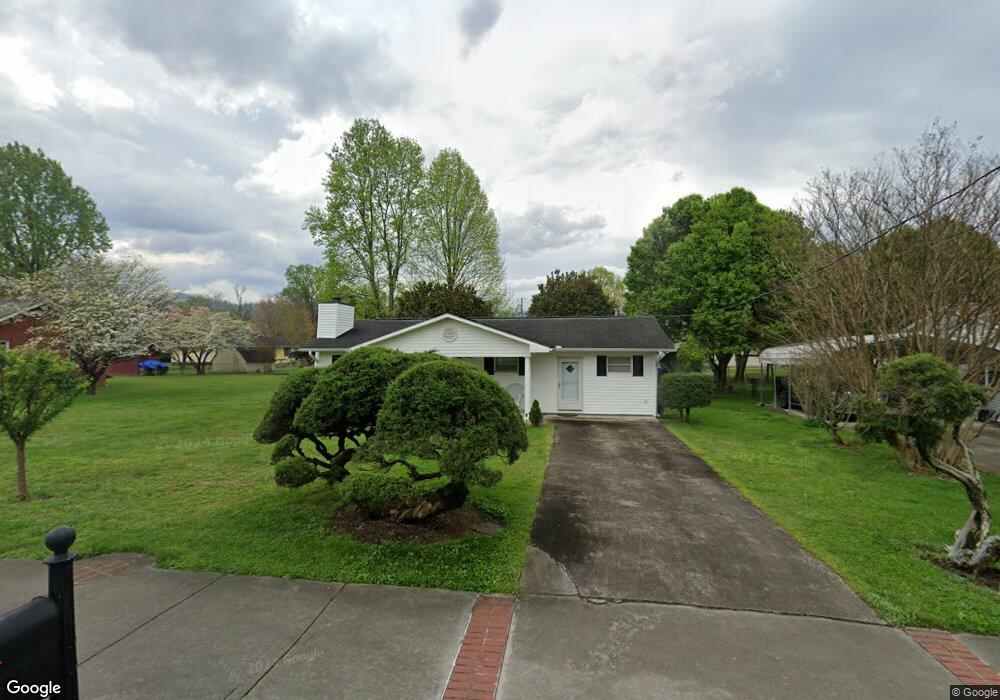 3208 Butler St, Pigeon Forge, TN 37863 - photo 1