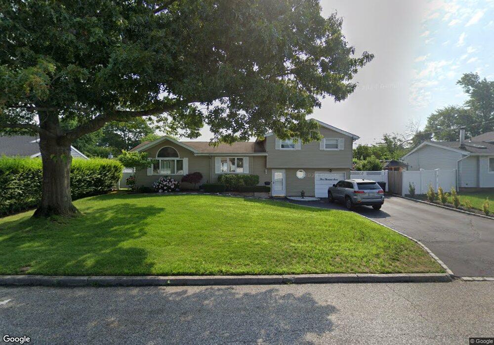 3007 Acorn Ave, Medford, NY 11763 - photo 1