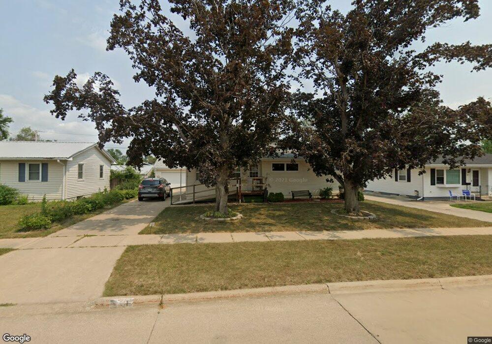 71 29th St NW, Cedar Rapids, IA 52405 - photo 1