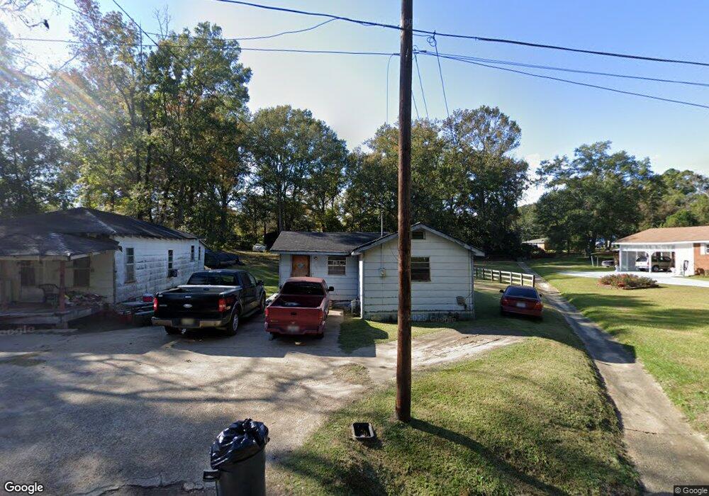 618 11th St, McComb, MS 39648 - photo 1
